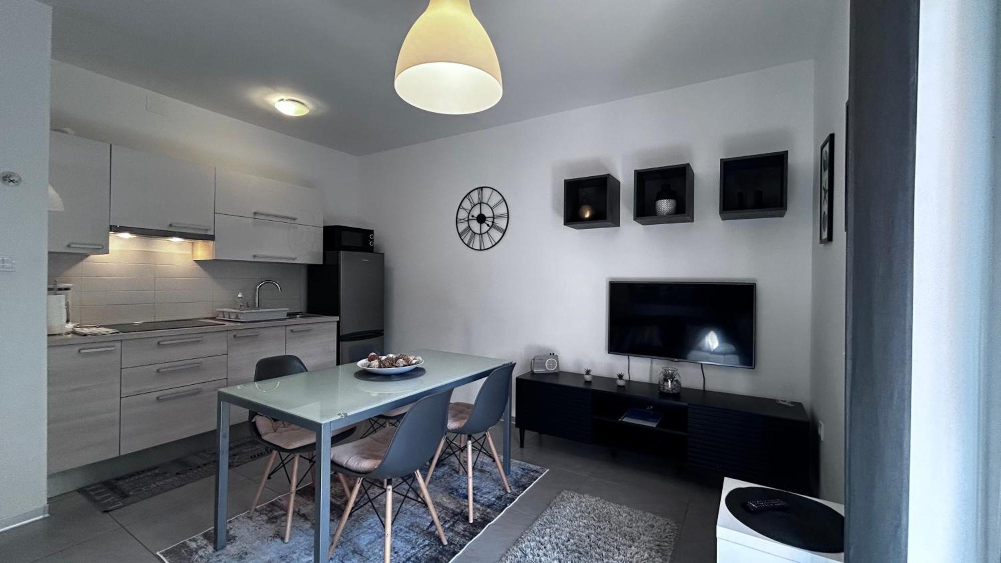 Ivni Apartmani Novigrad Istria エクステリア 写真