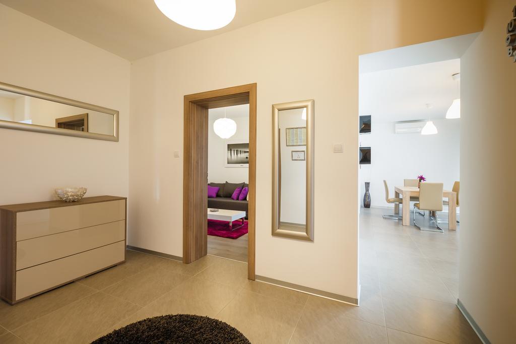 Ivni Apartmani Novigrad Istria 部屋 写真