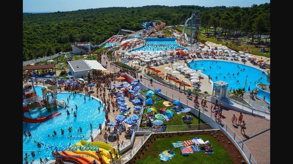 Ivni Apartmani Novigrad Istria エクステリア 写真